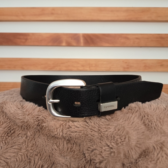 Fossil Black Genuine Leather Belt 26” Silver Tone Buckle - Picture 4 of 5